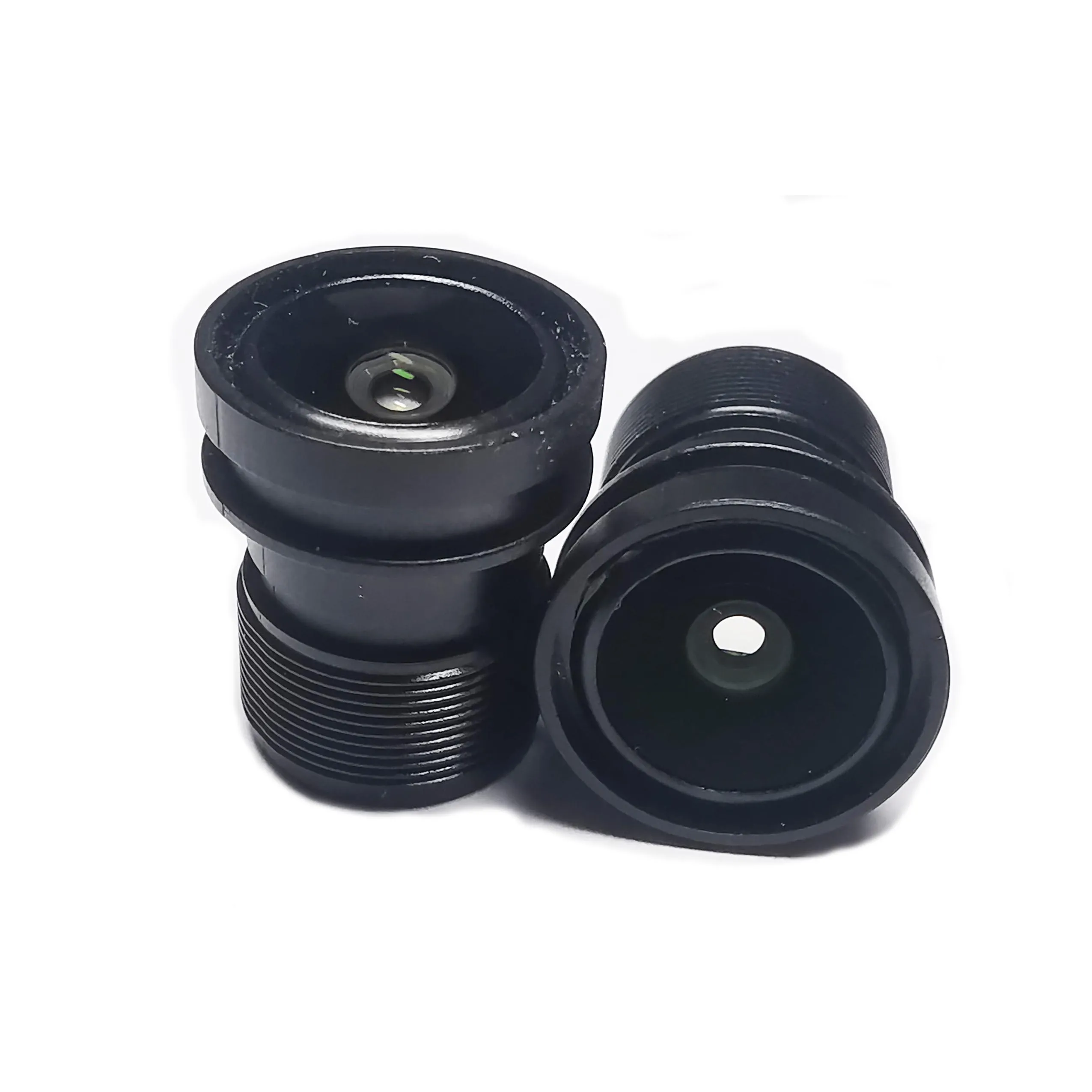 Co to jest obiektyw z interfejsem M12?