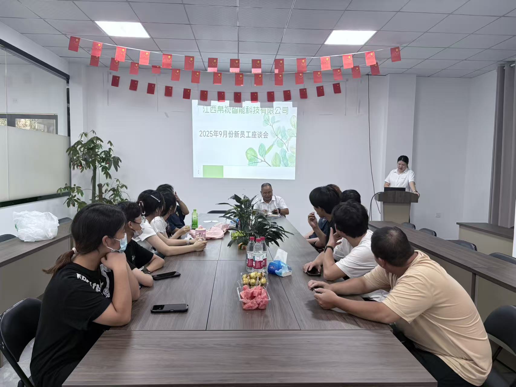 Rozpoczyna się nowa podróż | Sympozjum nowych pracowników Silk Optical zakończyło się pomyślnie