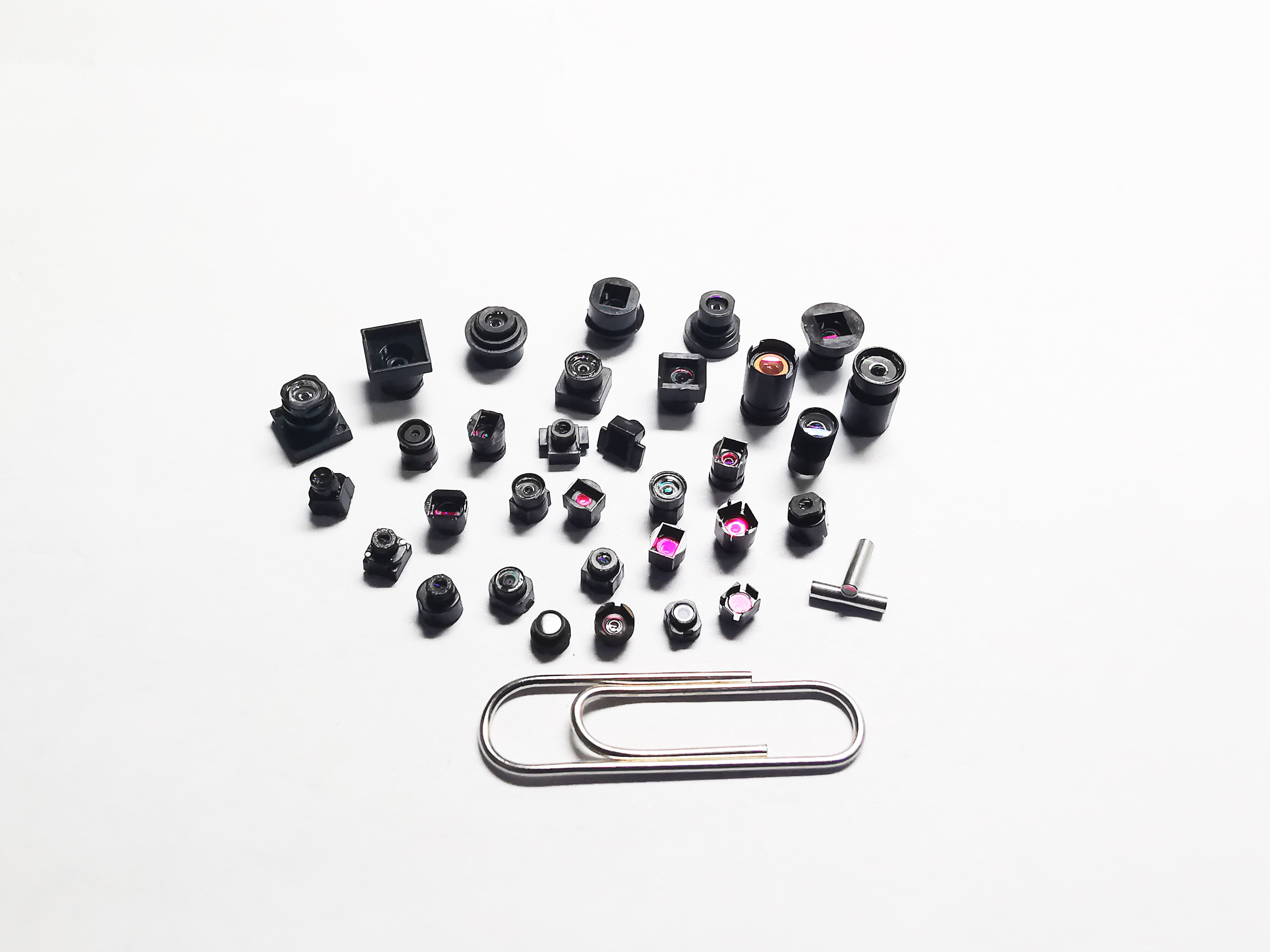 Soczewki do endoskopów medycznych: sztuka równoważenia miniaturyzacji i wysokiej rozdzielczości