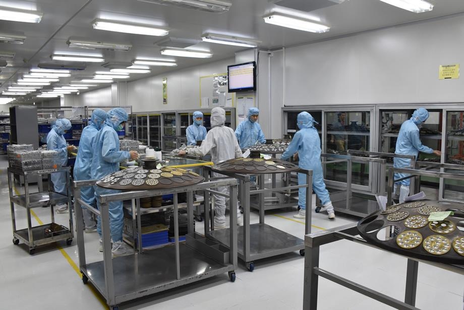Jak wybrać niezawodnego producenta soczewek optycznych w Chinach